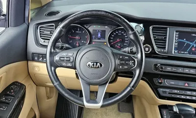 Kia Canival