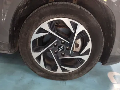Hyundai Custo