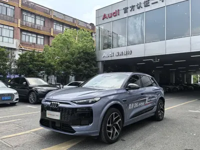 Audi 奥迪Q6L e-tron