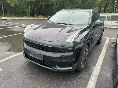 Lynk & Co 05 EM-P