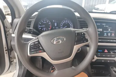Hyundai Elantra (6th Generation
