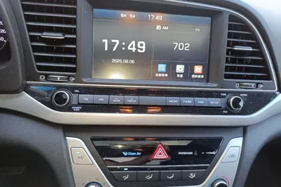 Hyundai Elantra (6th Generation