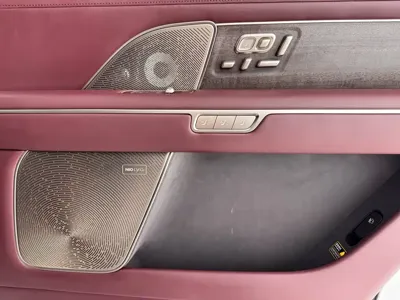 Nio ES8