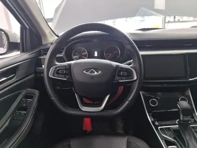 Chery Arrizo 5