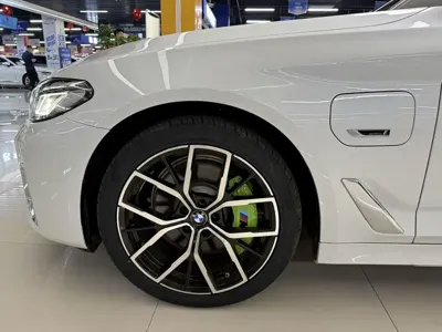 BMW 5 Series New Energy
