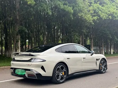 Xiaomi SU7