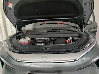 BYD 唐L