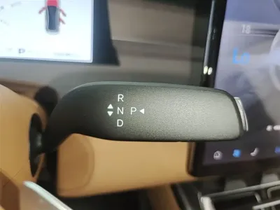 BYD 汉L