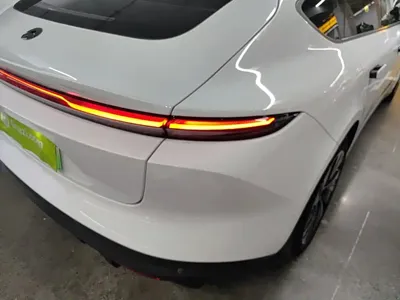 Nio ET5