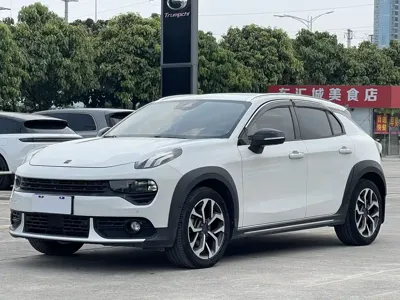 Lynk & Co 02