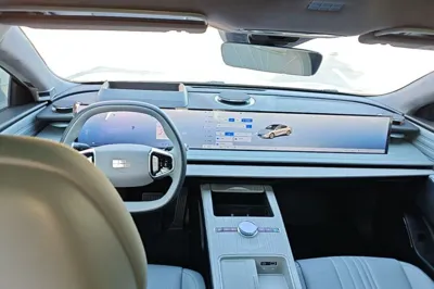 Geely Galaxy E8