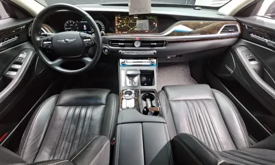 Genesis G90