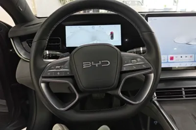 BYD Seal 07 DM-i