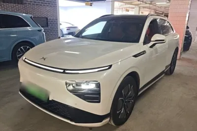 Xpeng G9