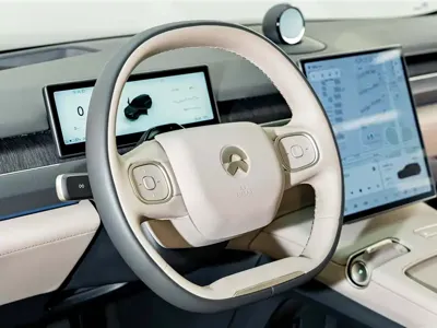Nio ES8