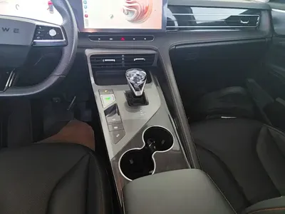Roewe RX5