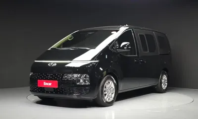 Hyundai Staria
