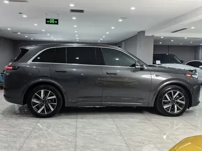 Li Auto Li L7