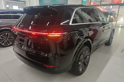 Li Auto L7