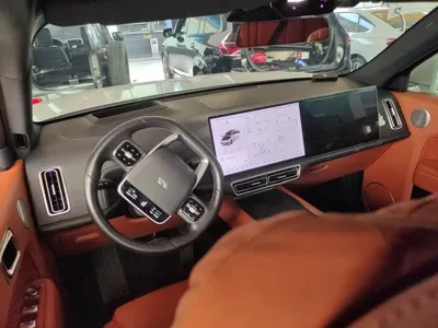 Li Auto Li L7
