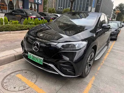 Mercedes-Benz EQE SUV