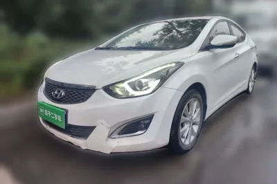 Hyundai Elantra (5th Generation