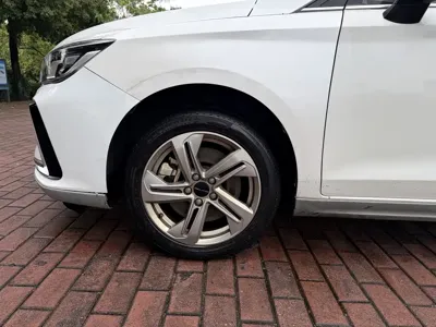 BAIC EU5