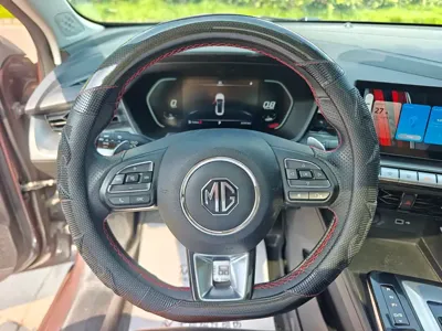 MG MG5