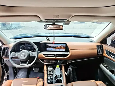 Nissan Teramont
