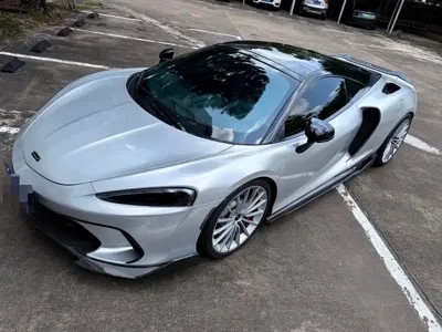 McLaren GT