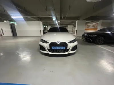 BMW i4