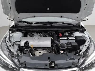 Toyota Yaris L