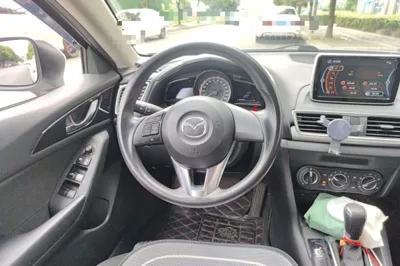 Mazda Mazda 3 Axela