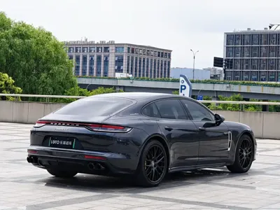 Porsche Panamera Hybrid