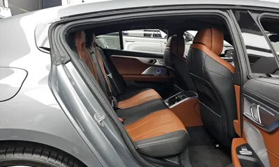 BMW 8-Series