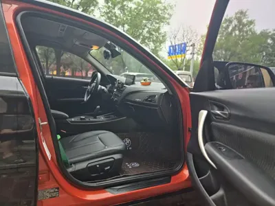 BMW 1 Series (Import)