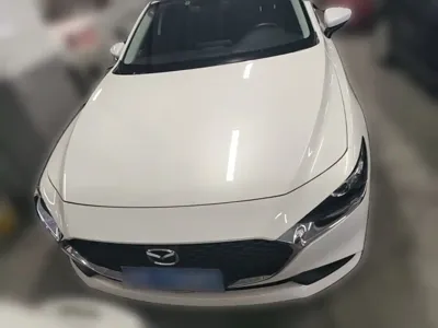 Mazda 3 Axela