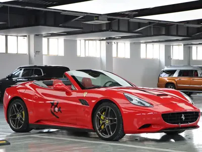 Ferrari California T