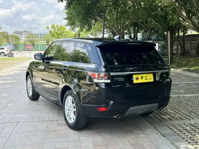Land Rover Sport