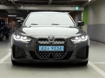 BMW i4