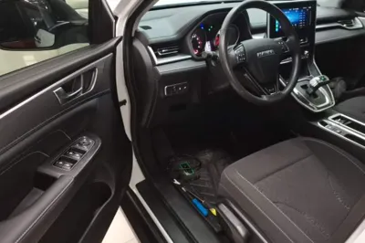 Haval M6