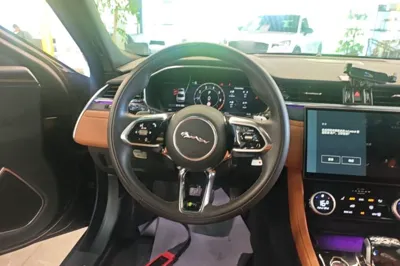 Jaguar XFL