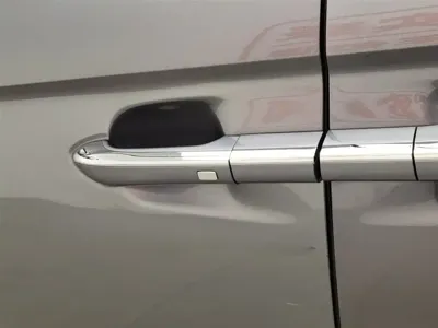 Roewe iMAX8
