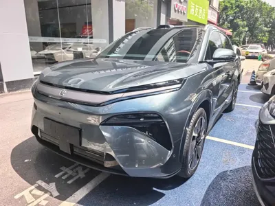 BYD 唐L