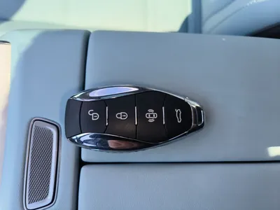 Hongqi Tiangong 08
