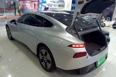 Xpeng P7