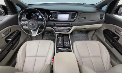 Kia Canival