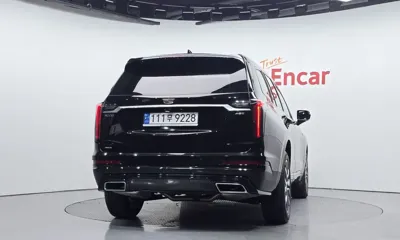 Cadillac XT6