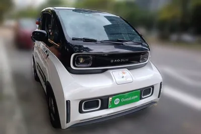 Baojun E300
