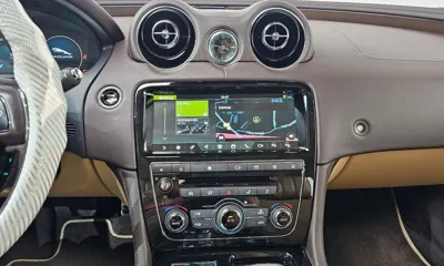 Jaguar XJ